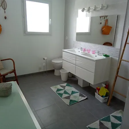 Bed and breakfast D'hotes Au Milieu Des Vignes 3*